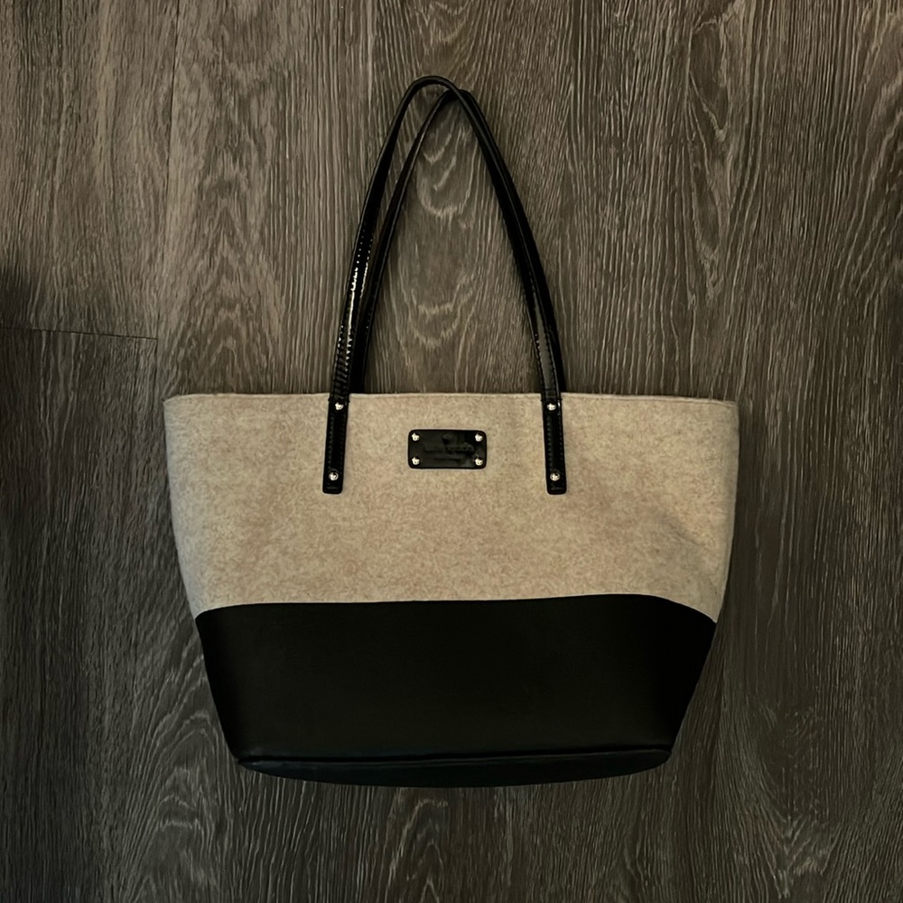 Kate Spade Two-toned wool tote with matching mini purse/wallet